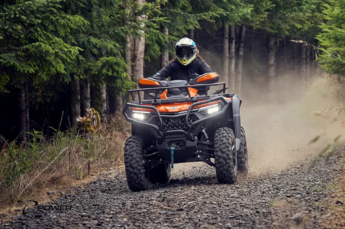 2025 CFMOTO CFORCE 800 TOURING-media-2