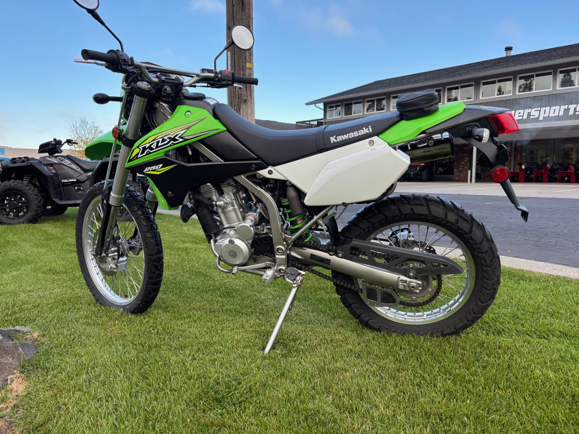 2018 Kawasaki KLX250SJFL-media-2